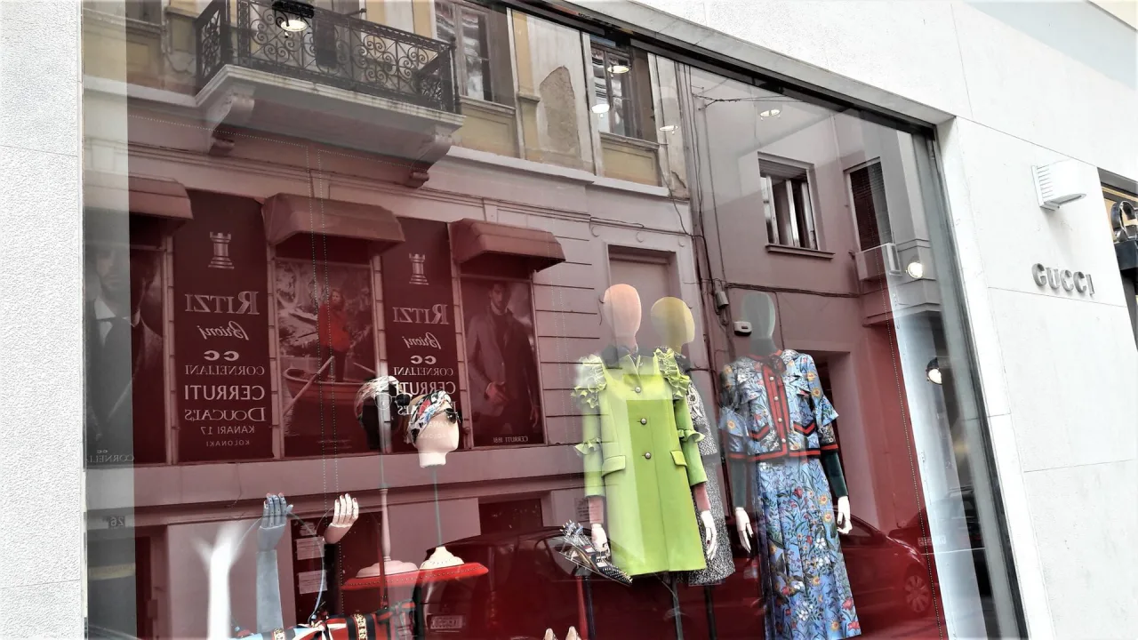 Κατάστημα Gucci · Κολωνάκι · φωτογραφία αρχείου 11