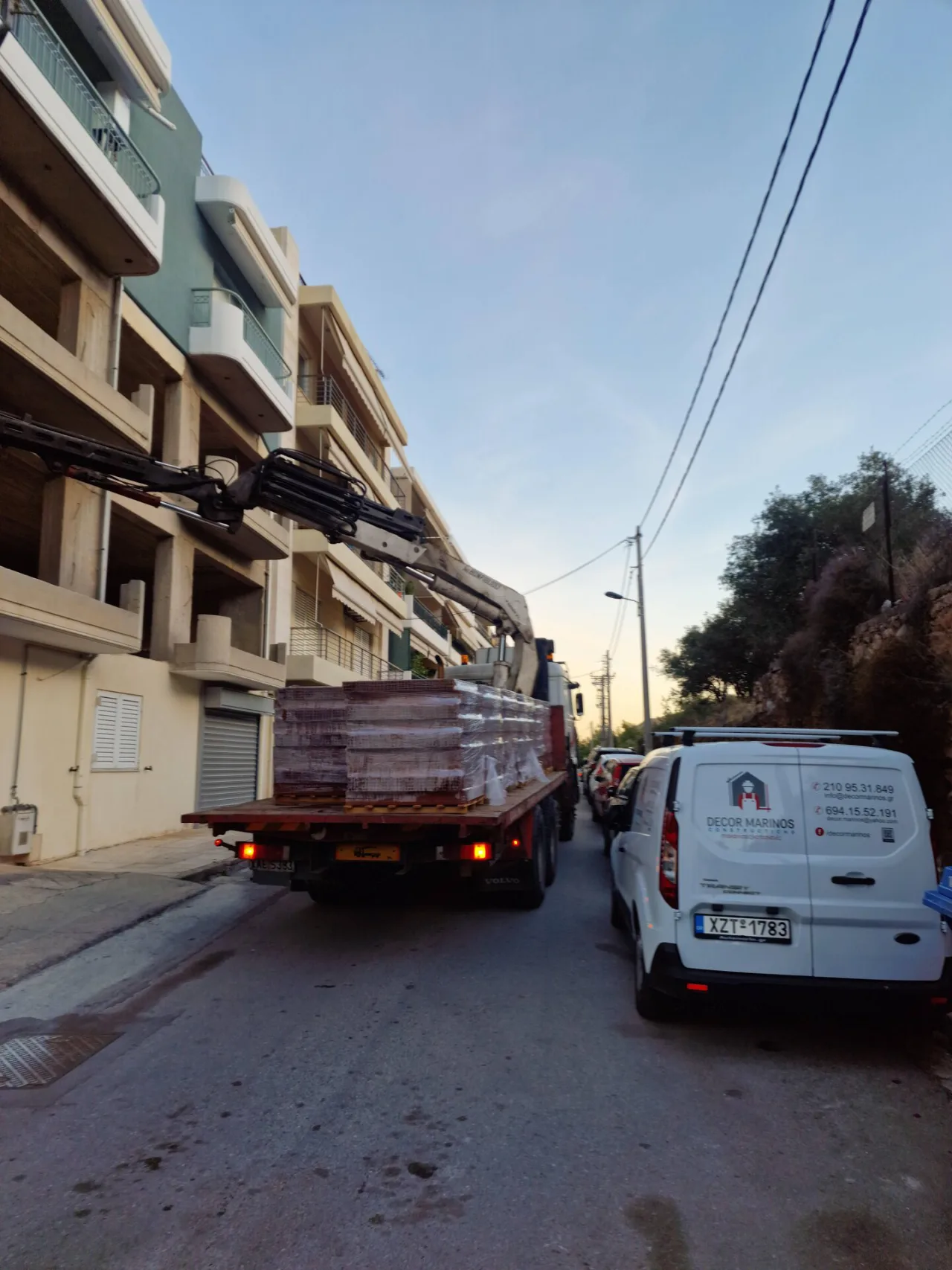 Πολυκατοικία · Γαλάτσι · φωτογραφία αρχείου 1